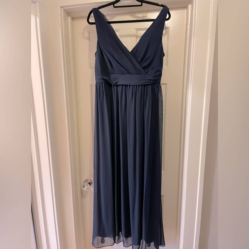 Adrianna Papell Grecian full-length, sleeveless organza gown - Sz 16 - Navy Blue